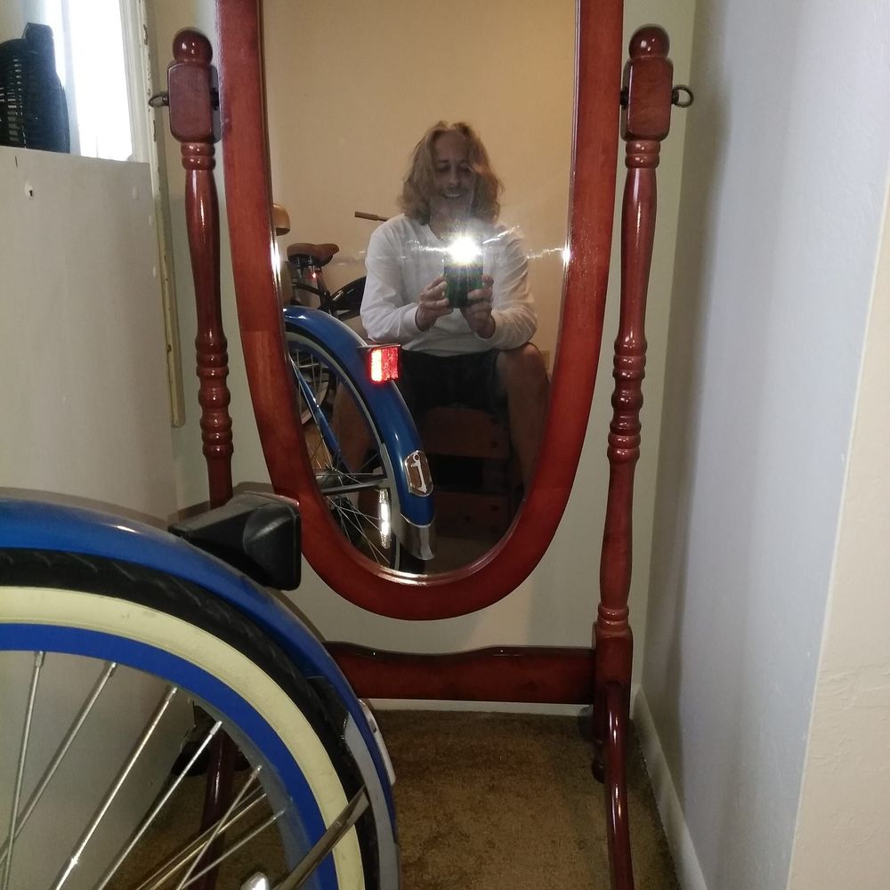 Meet your Posher, Robert